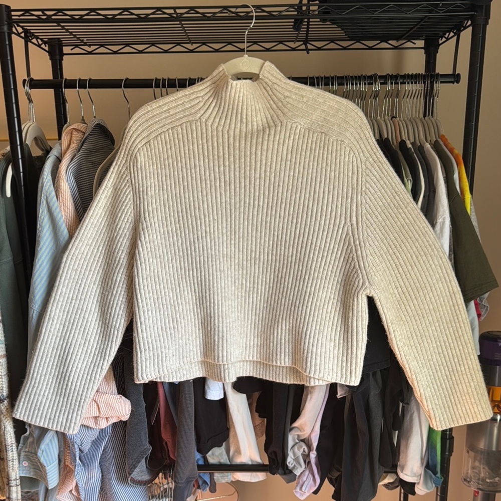 H&M Sweater